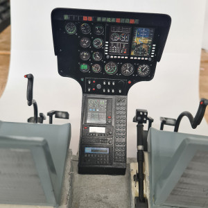 Cabina di pilotaggio (cockpit) per riduzioni classe 600/700 USATO