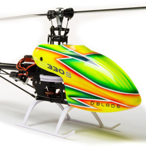 Blade 330S con 3 voli completo di batteria e radiocomando USATO